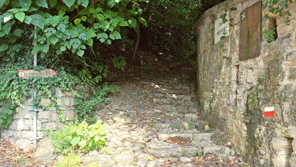 Sentiero Via Mediana Sentieri Curiosit Informazioni Sul Monte